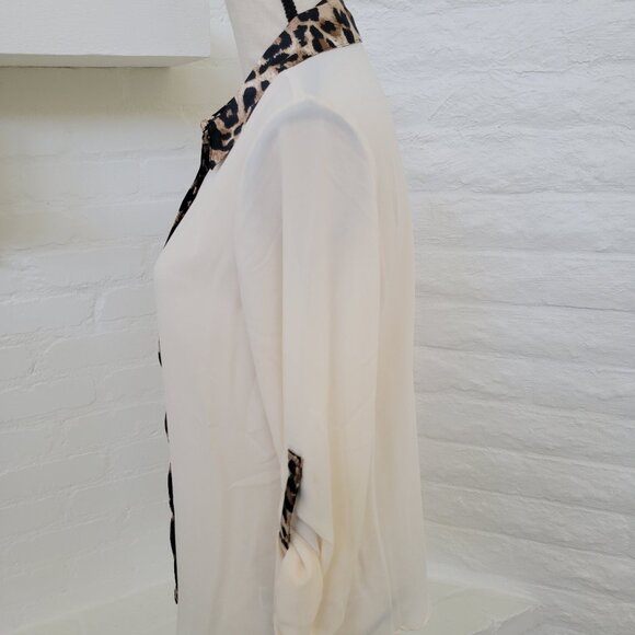White Button Down Top Small Animal Print Blouse Shirt Ivory George Simonton Says - Picture 5 of 6